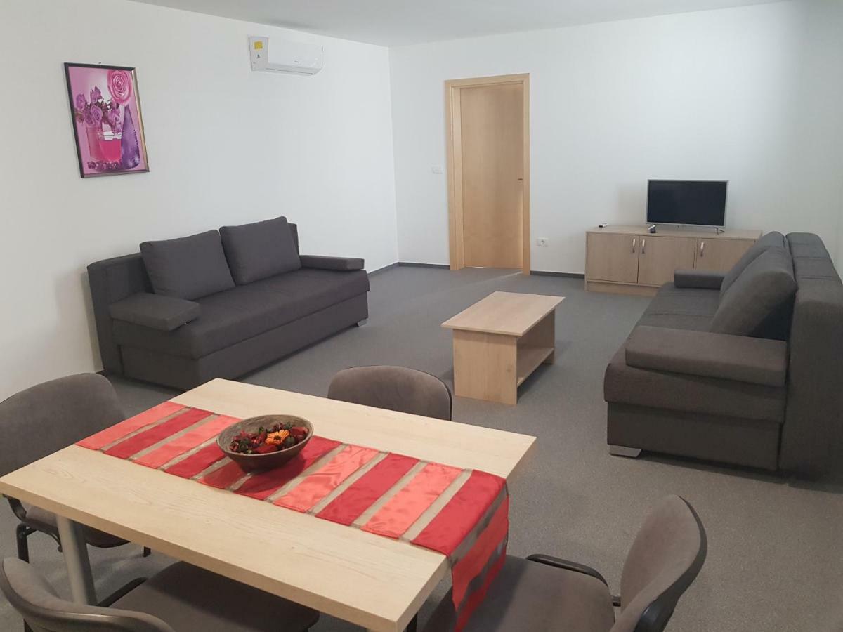 Apartmaji Jankovic Logatec Exterior foto