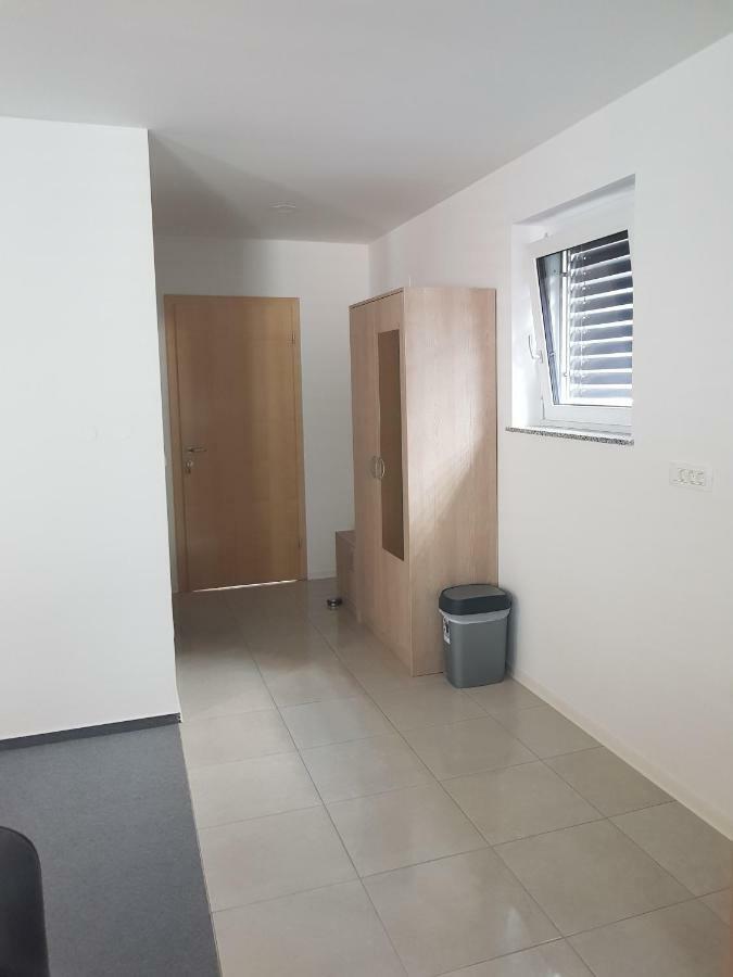Apartmaji Jankovic Logatec Exterior foto